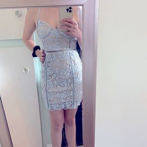 I have this gorgeous blue dress never wore only tried on